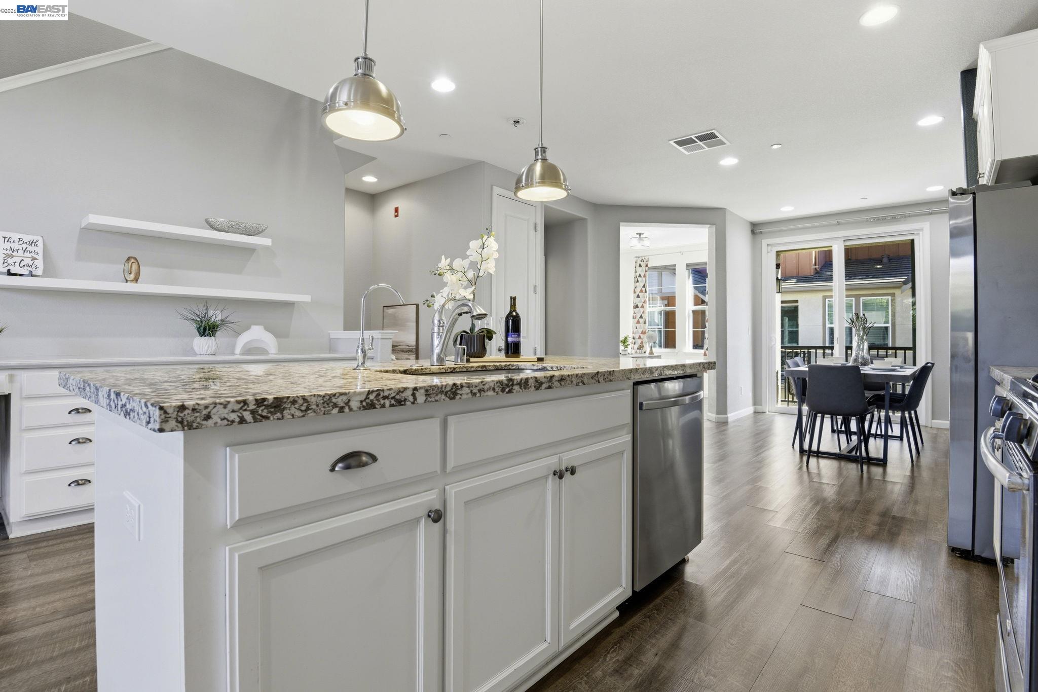 2332 Carbondale Way
