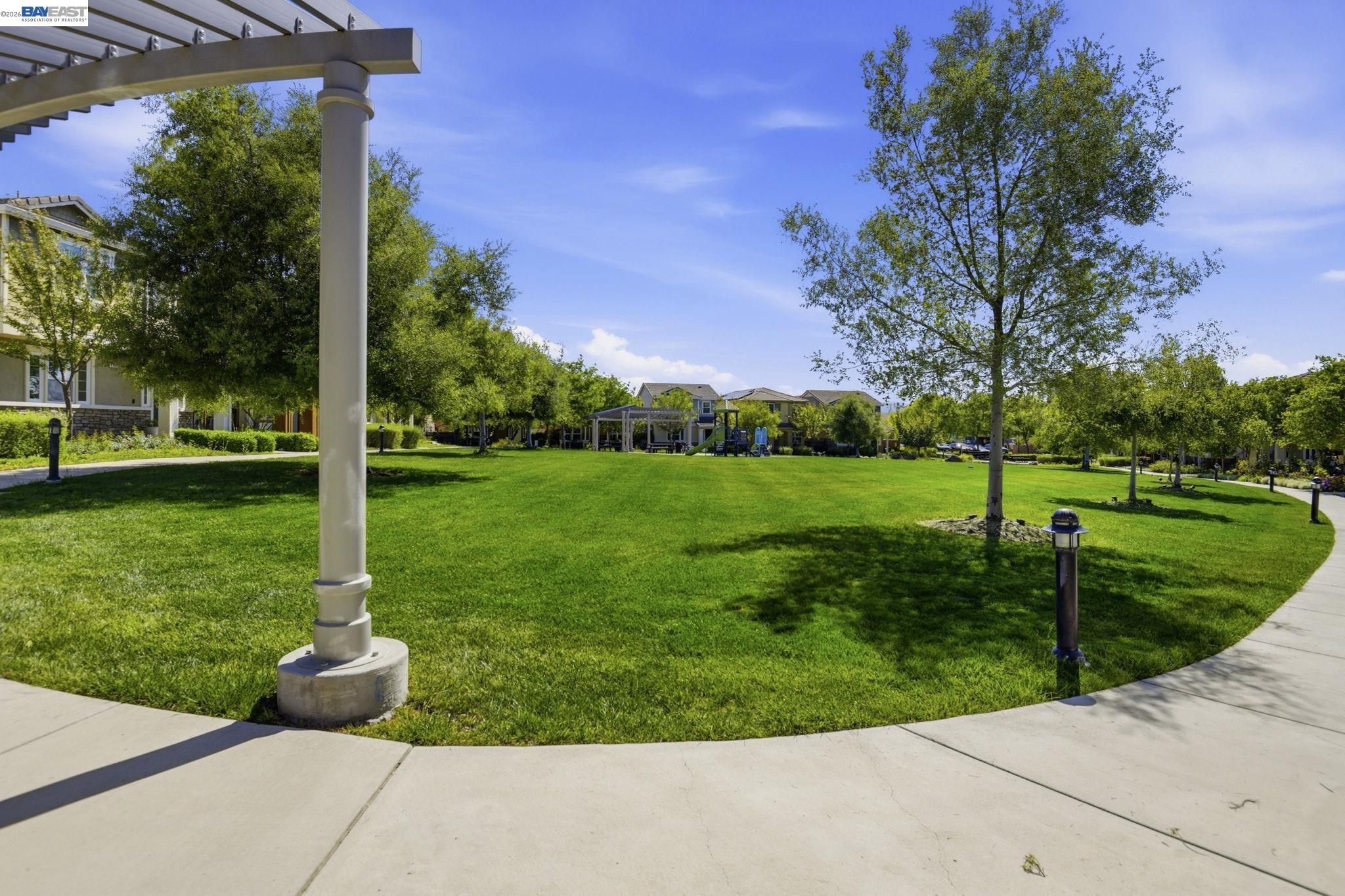 2332 Carbondale Way