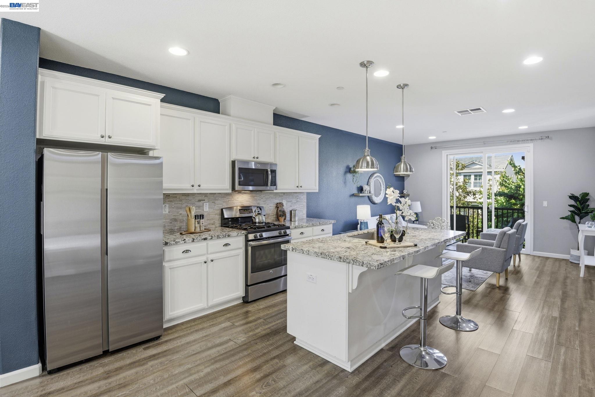 2332 Carbondale Way