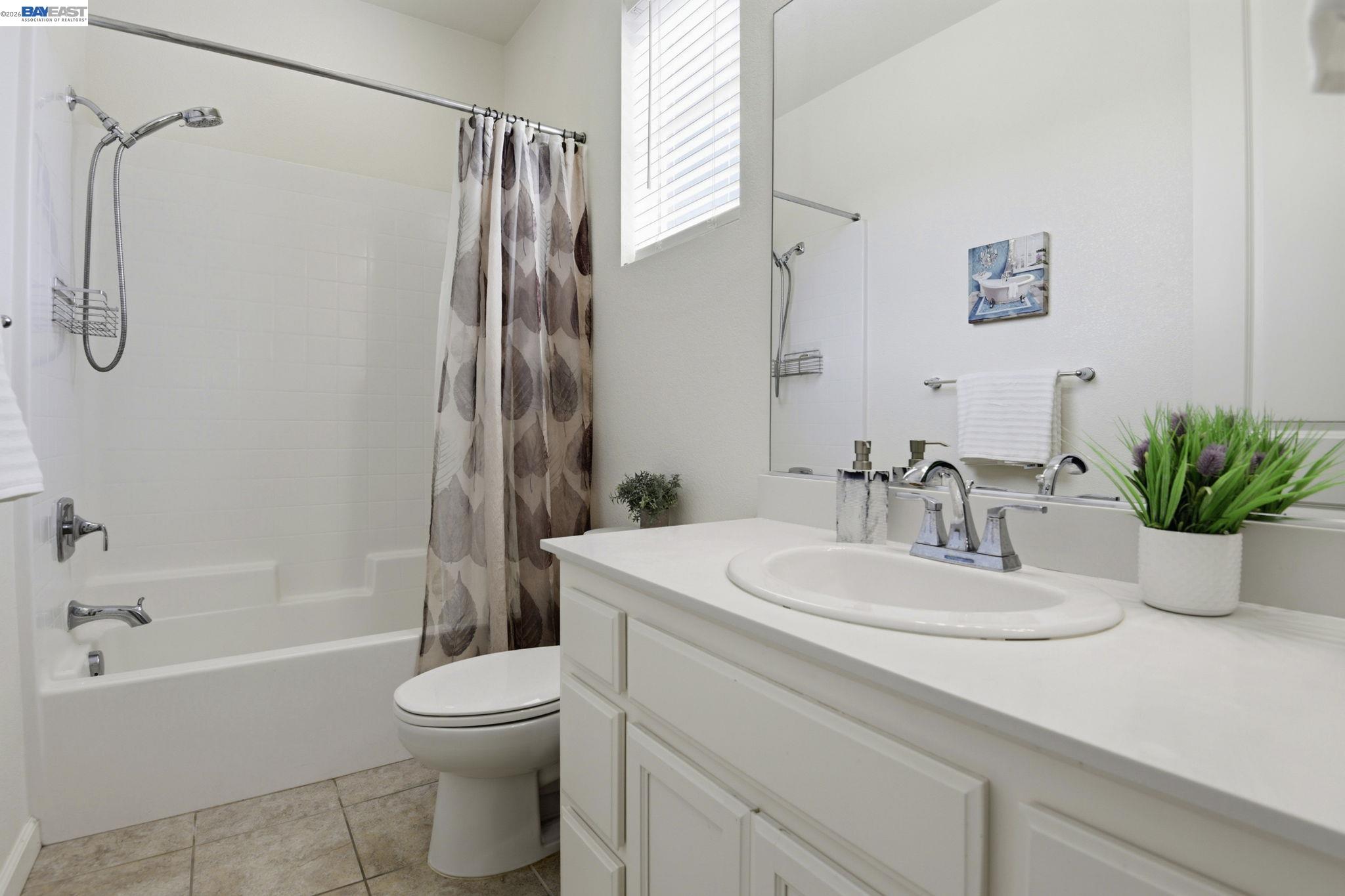 2332 Carbondale Way