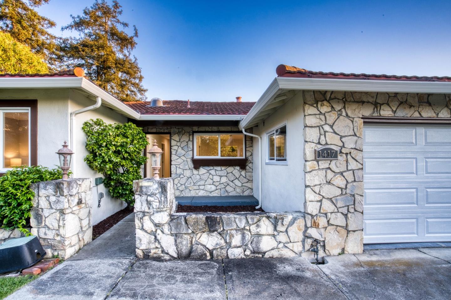 1417 Sierra Creek Way