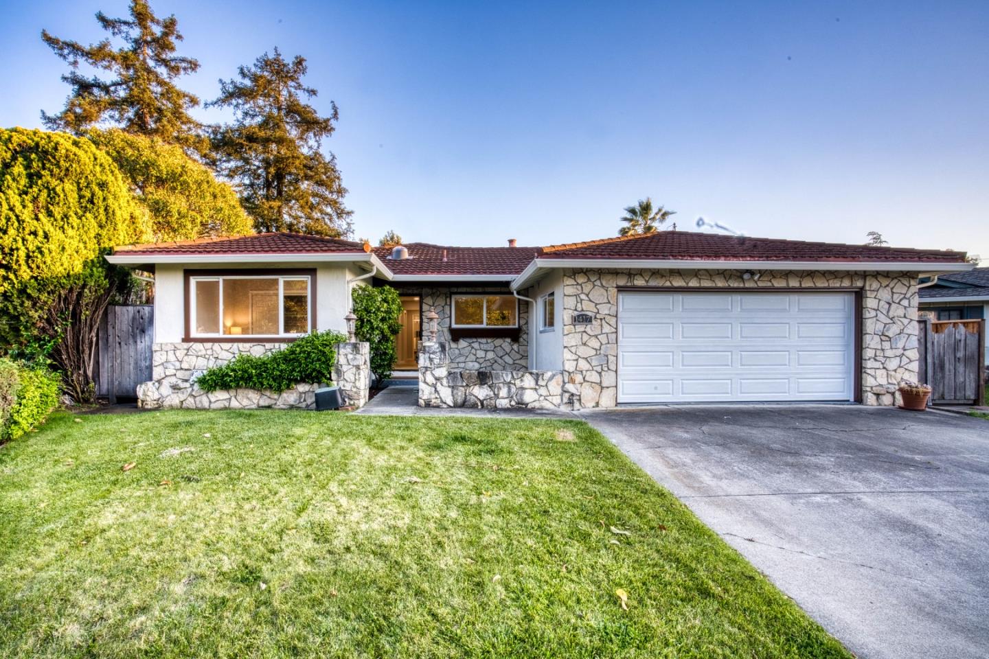 1417 Sierra Creek Way