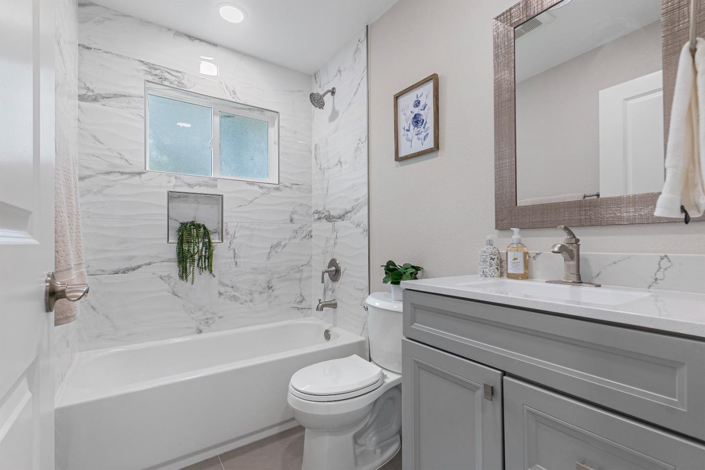 1417 Sierra Creek Way