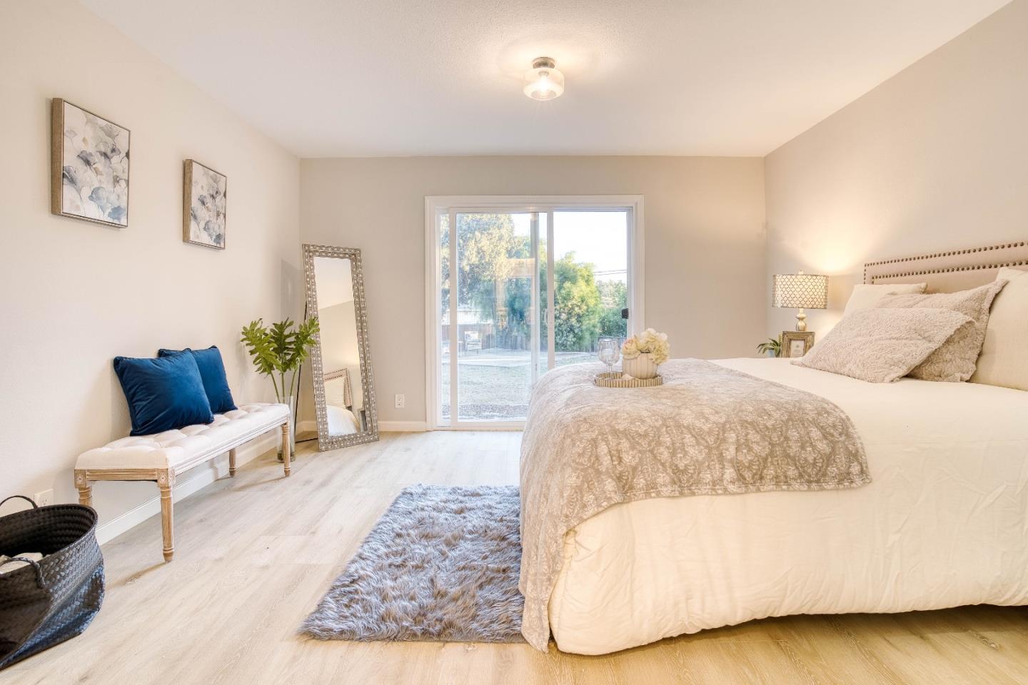 1417 Sierra Creek Way