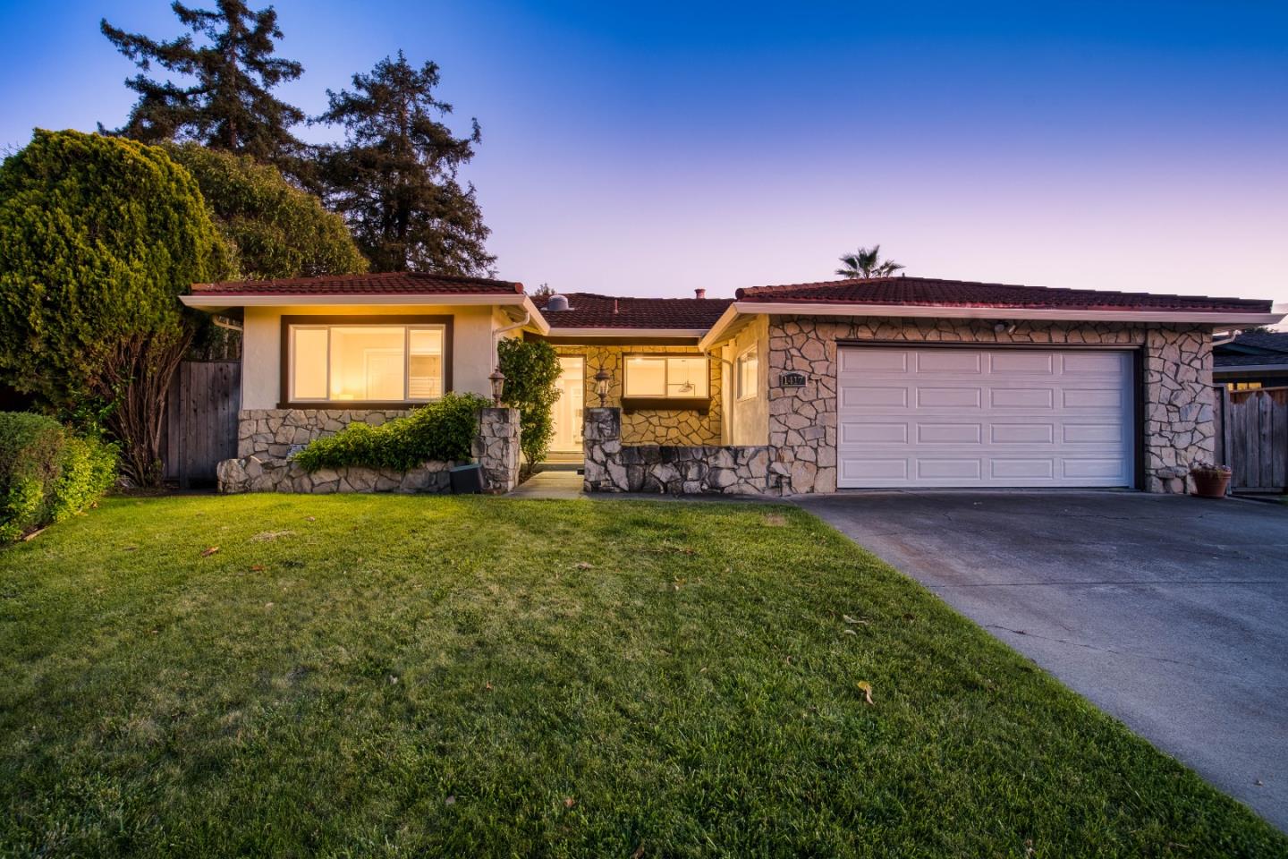 1417 Sierra Creek Way