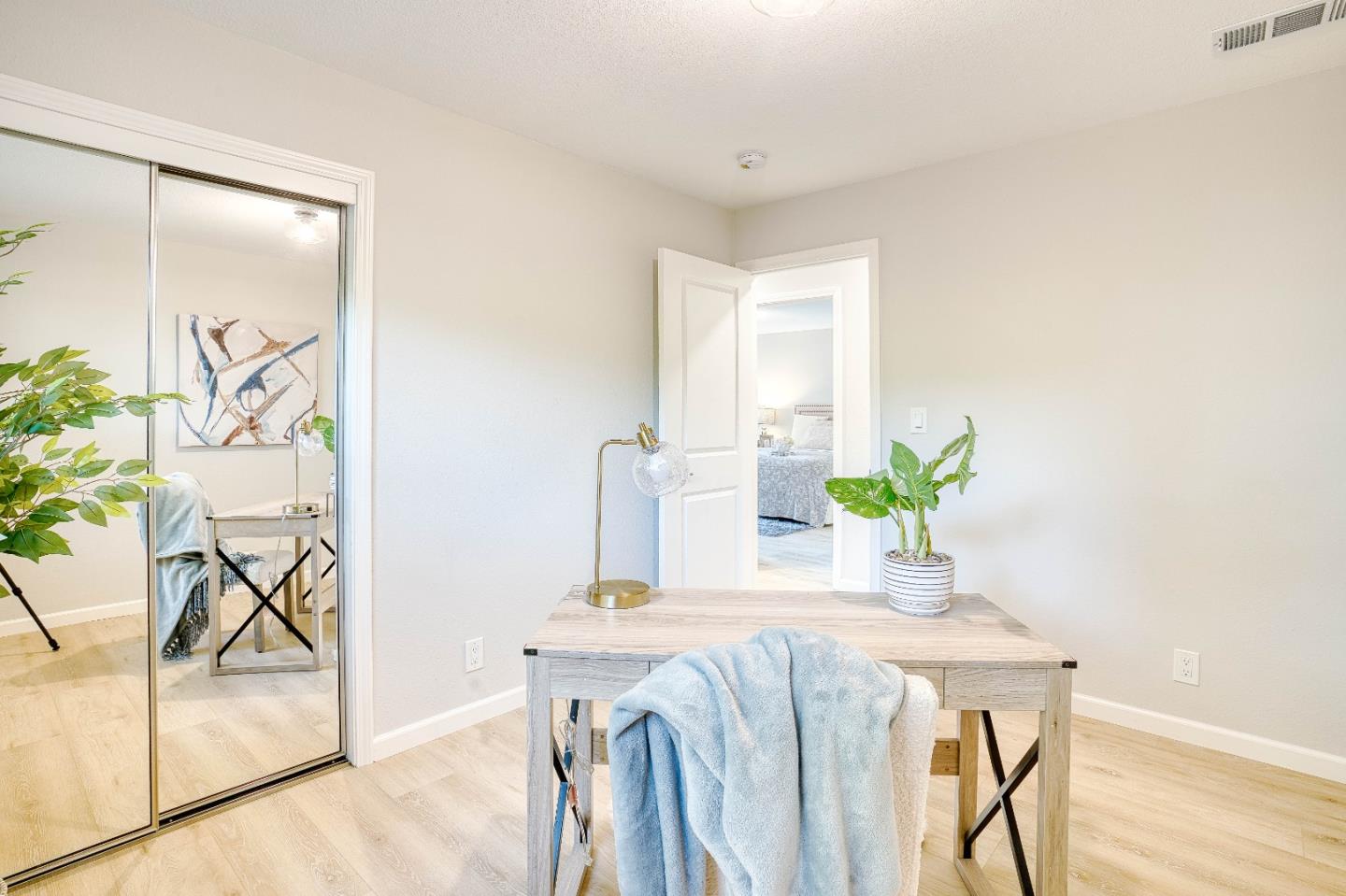 1417 Sierra Creek Way