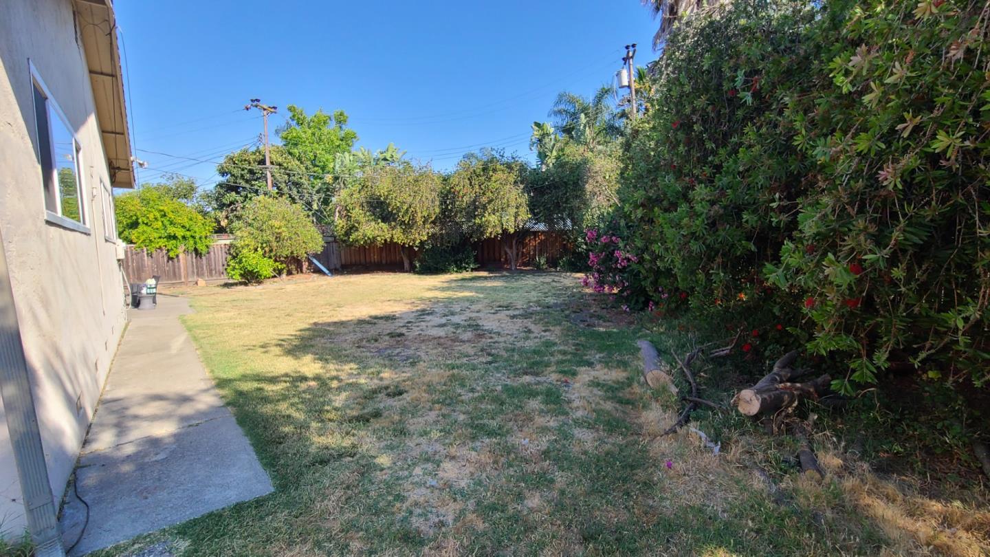 42633 Shoreham Park Court