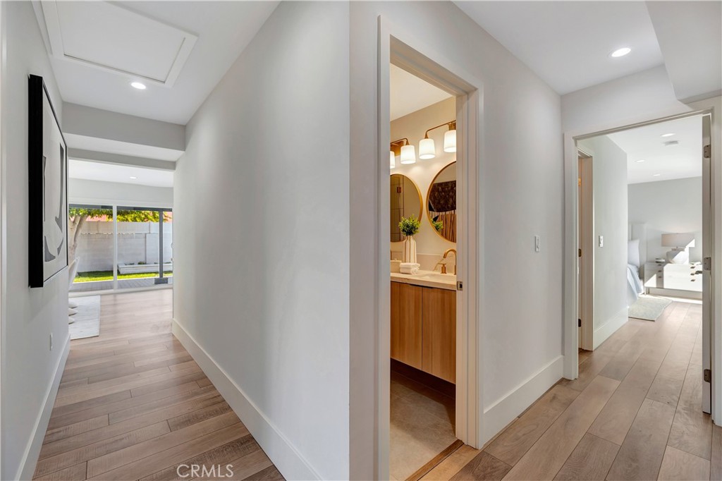 20921 Snug Harbor Circle