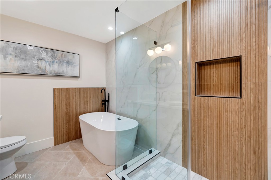 20921 Snug Harbor Circle