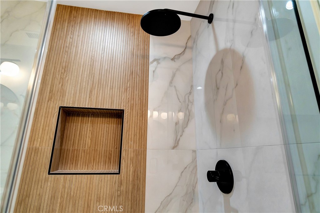 20921 Snug Harbor Circle