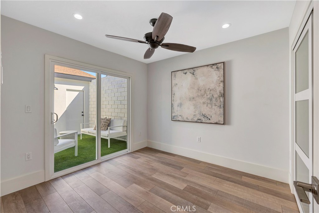 20921 Snug Harbor Circle