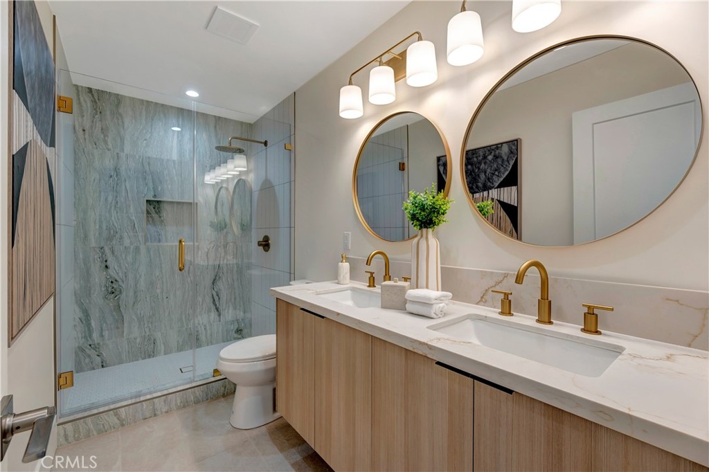 20921 Snug Harbor Circle