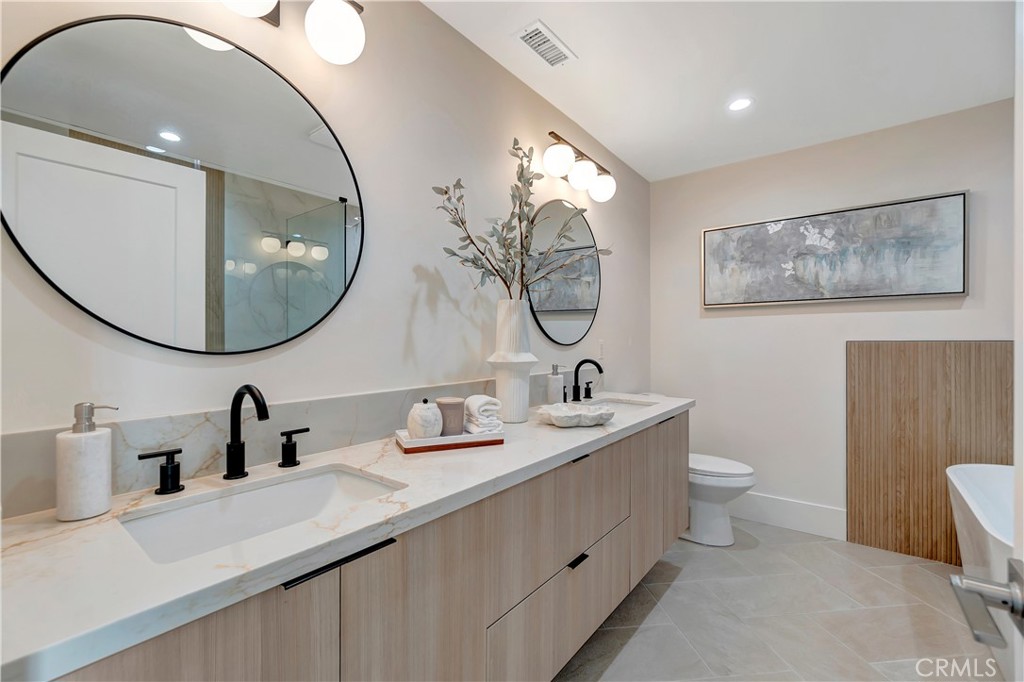 20921 Snug Harbor Circle