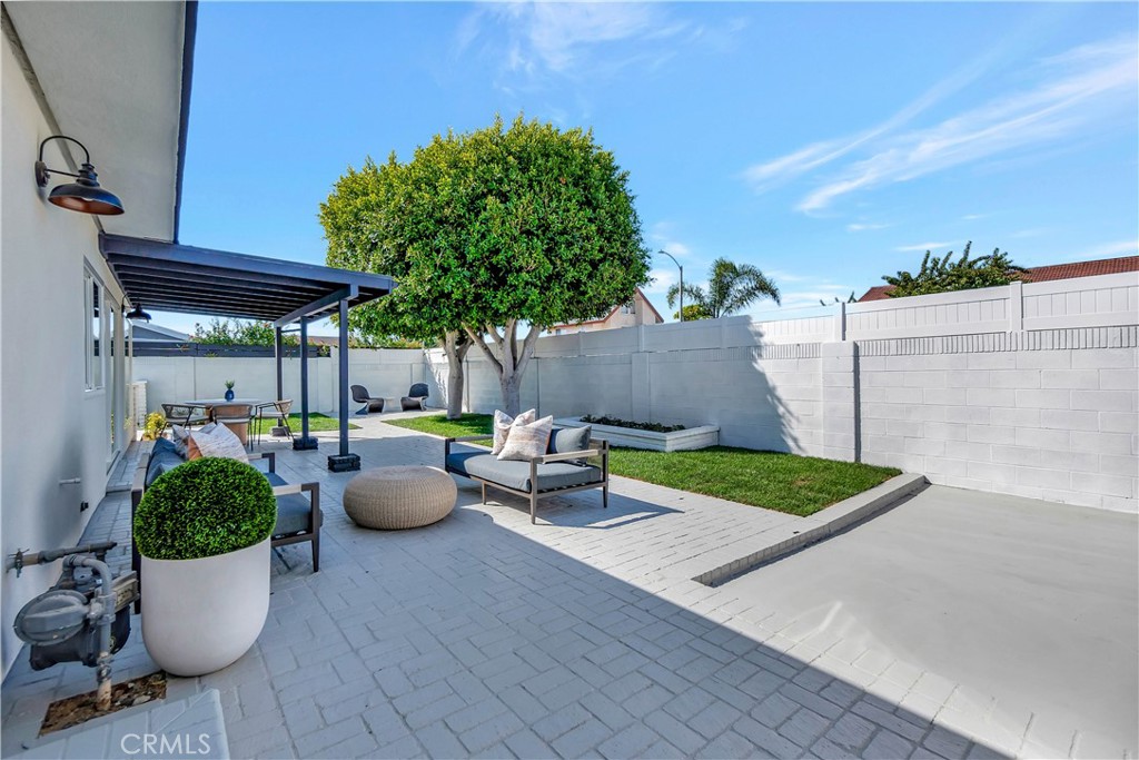 20921 Snug Harbor Circle