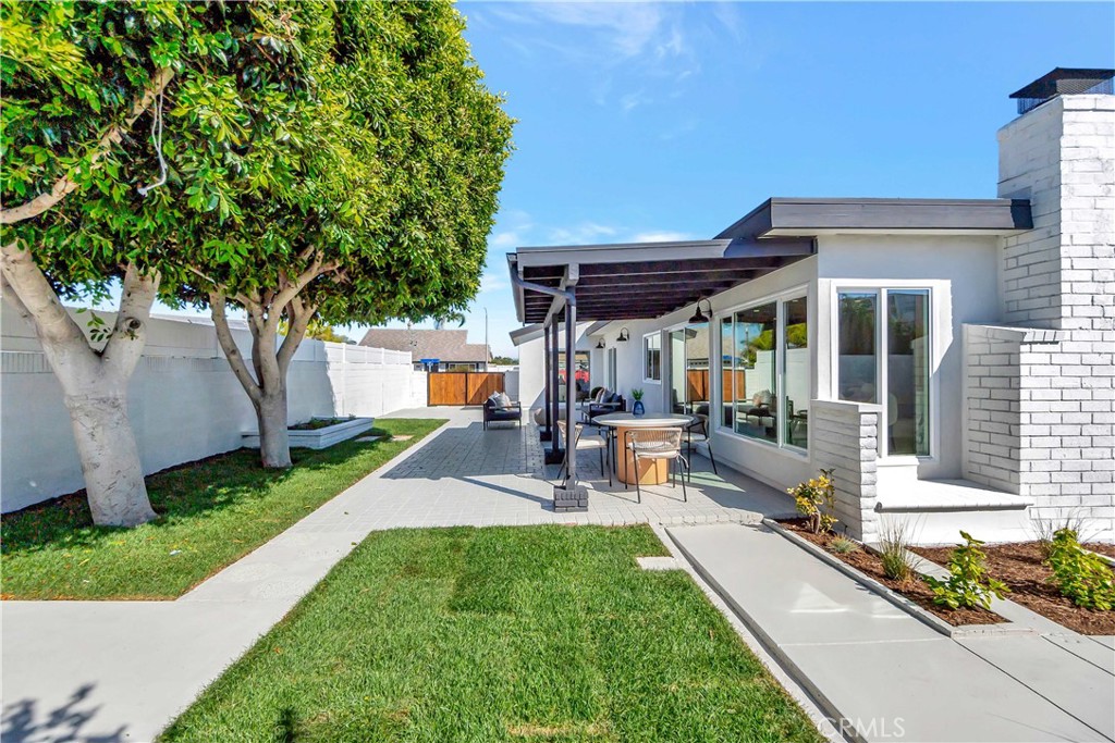 20921 Snug Harbor Circle