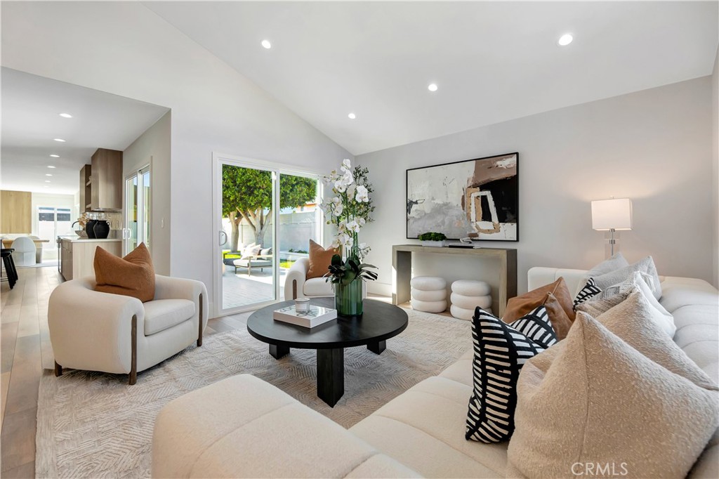 20921 Snug Harbor Circle