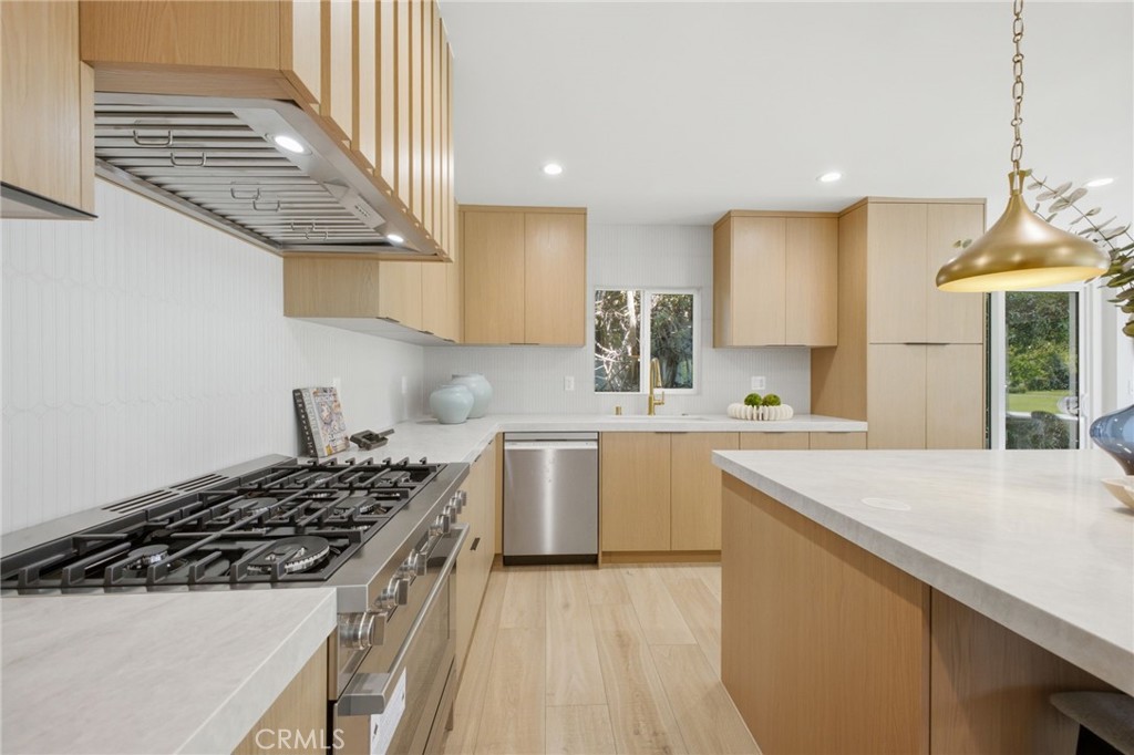 539 Vista Flora