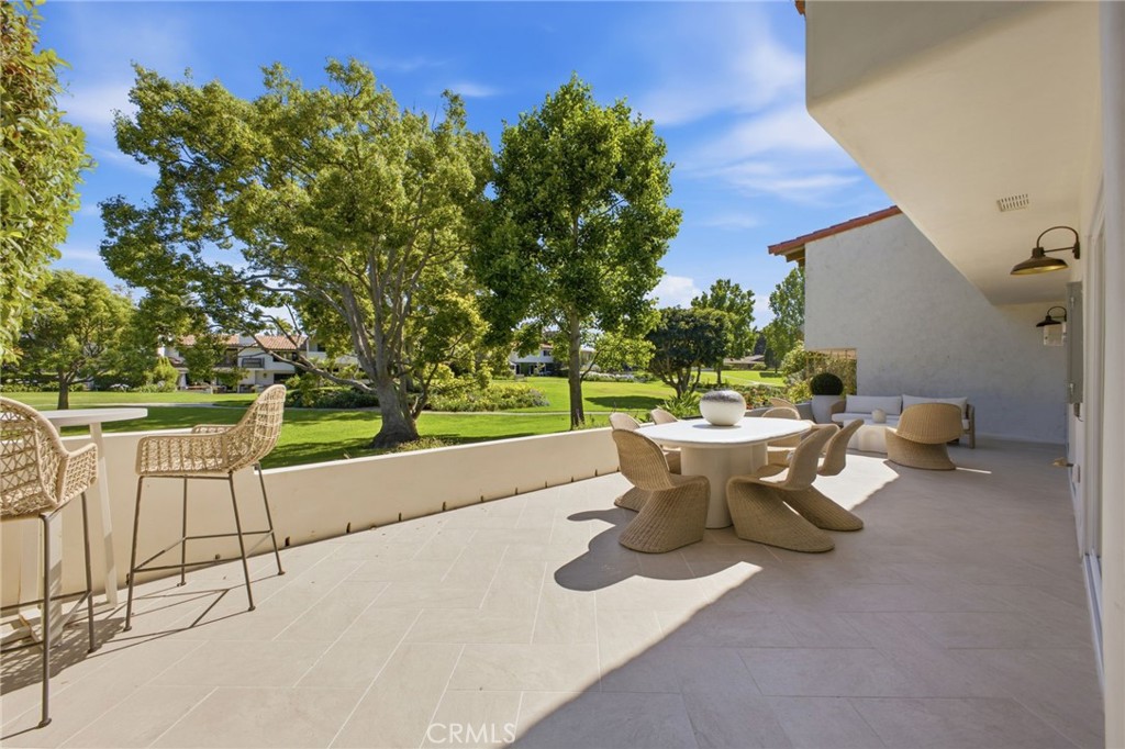 539 Vista Flora