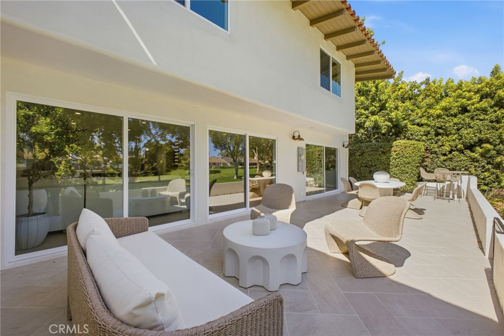 539 Vista Flora