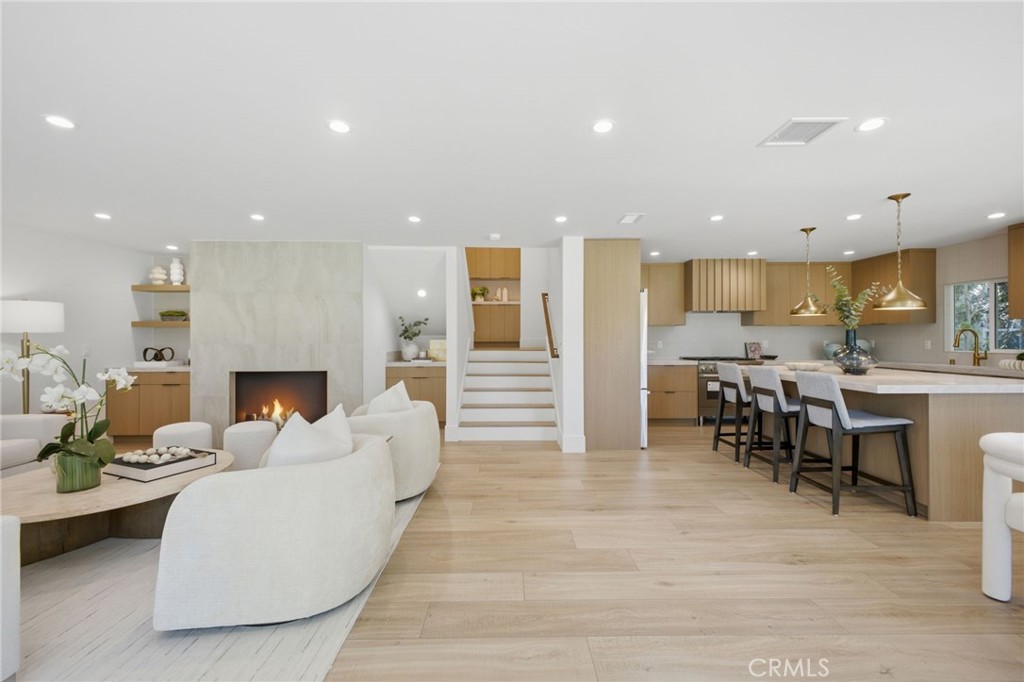 539 Vista Flora