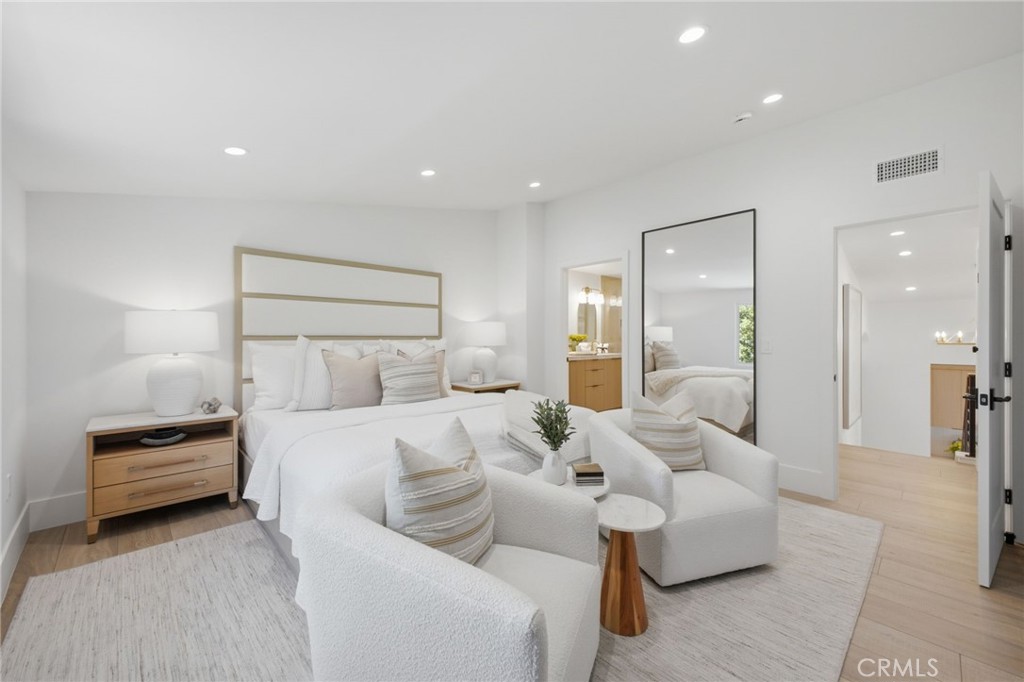 539 Vista Flora