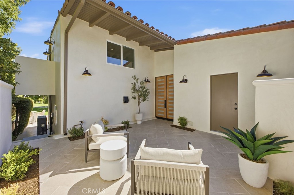539 Vista Flora