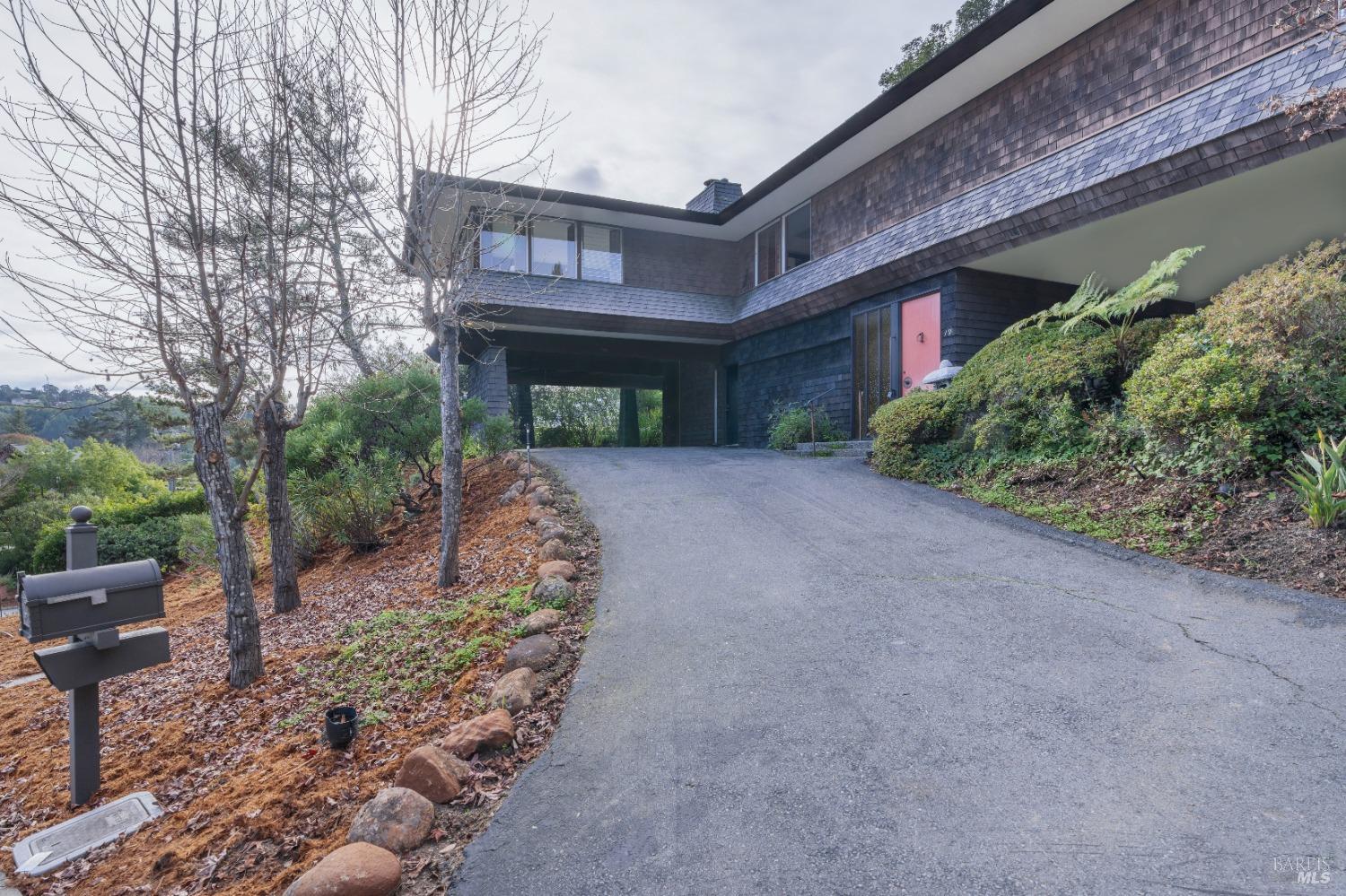 19 Southview Terrace