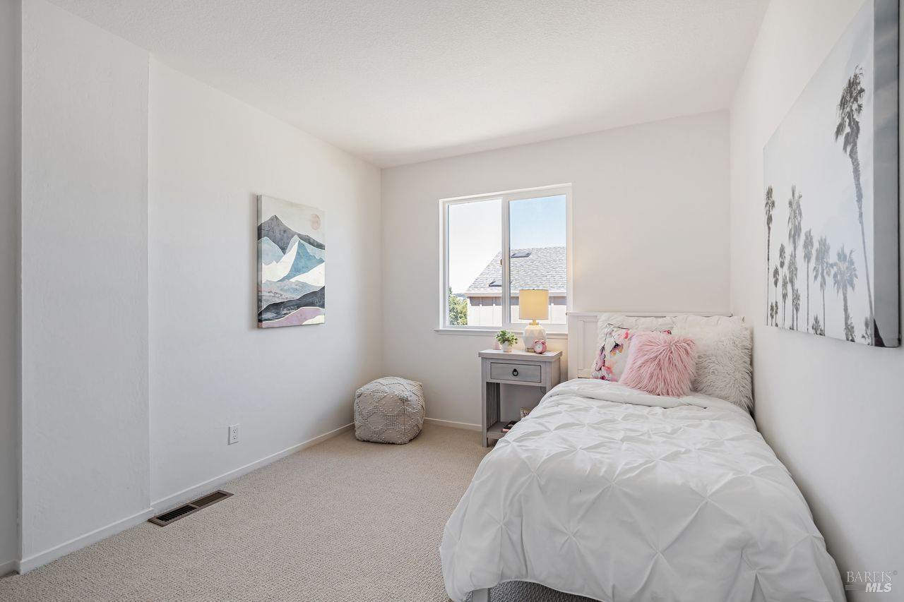 1267 Valley Oak Ct #F