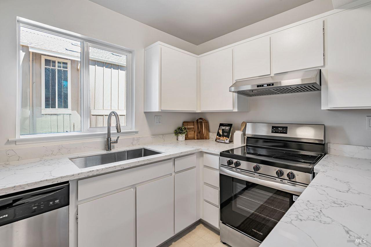 1267 Valley Oak Ct #F