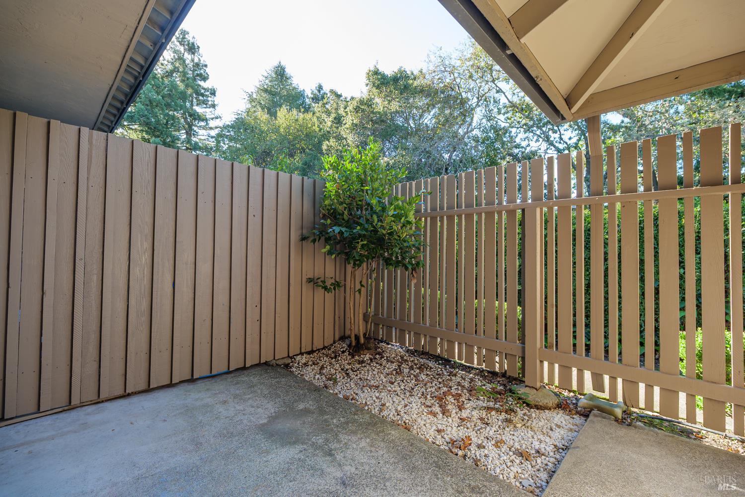 71 Roundtree Boulevard