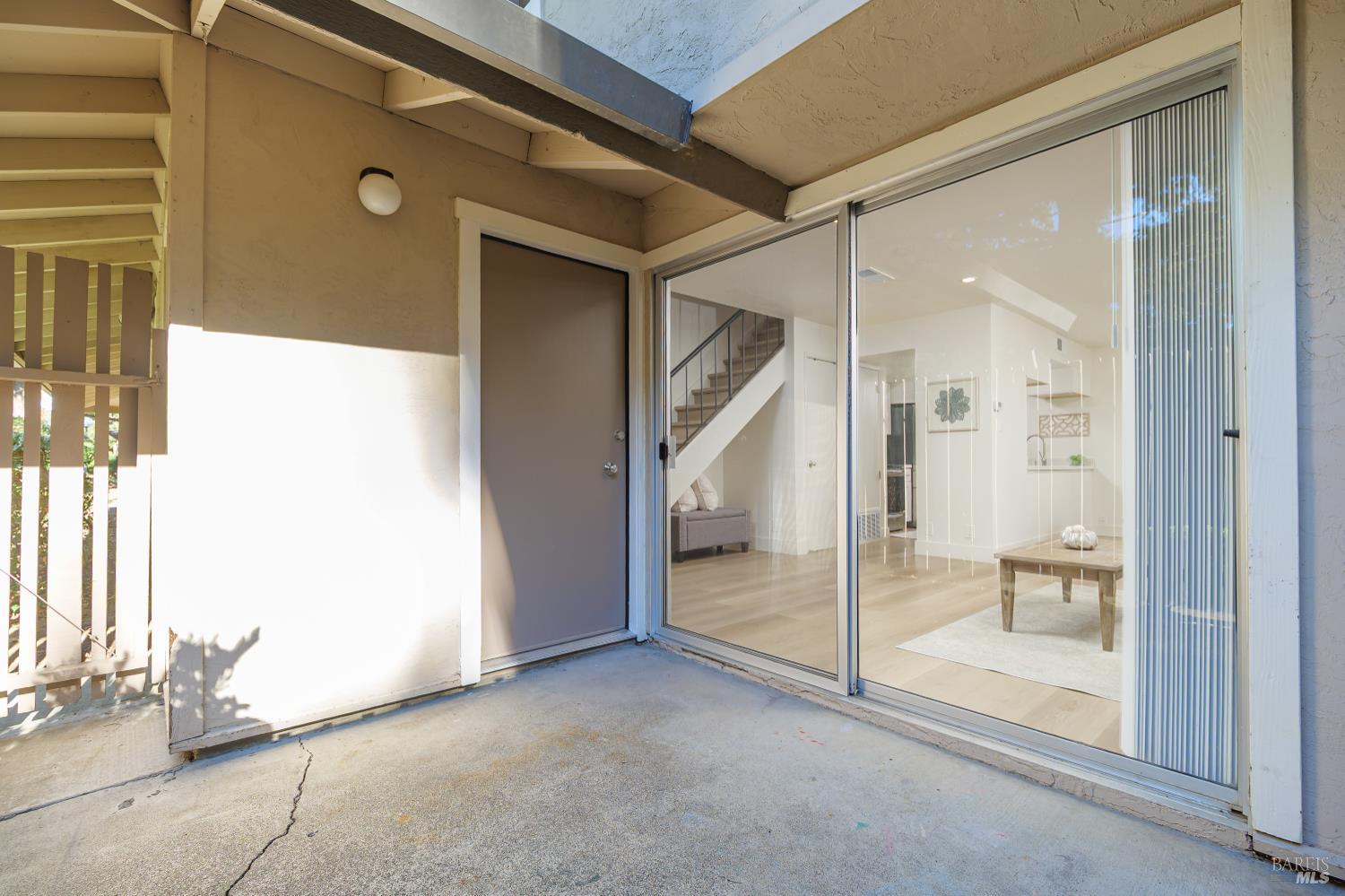 71 Roundtree Boulevard