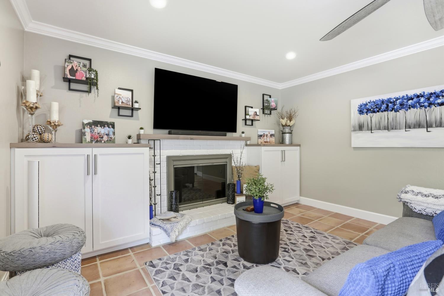 87 Santa Maria Drive