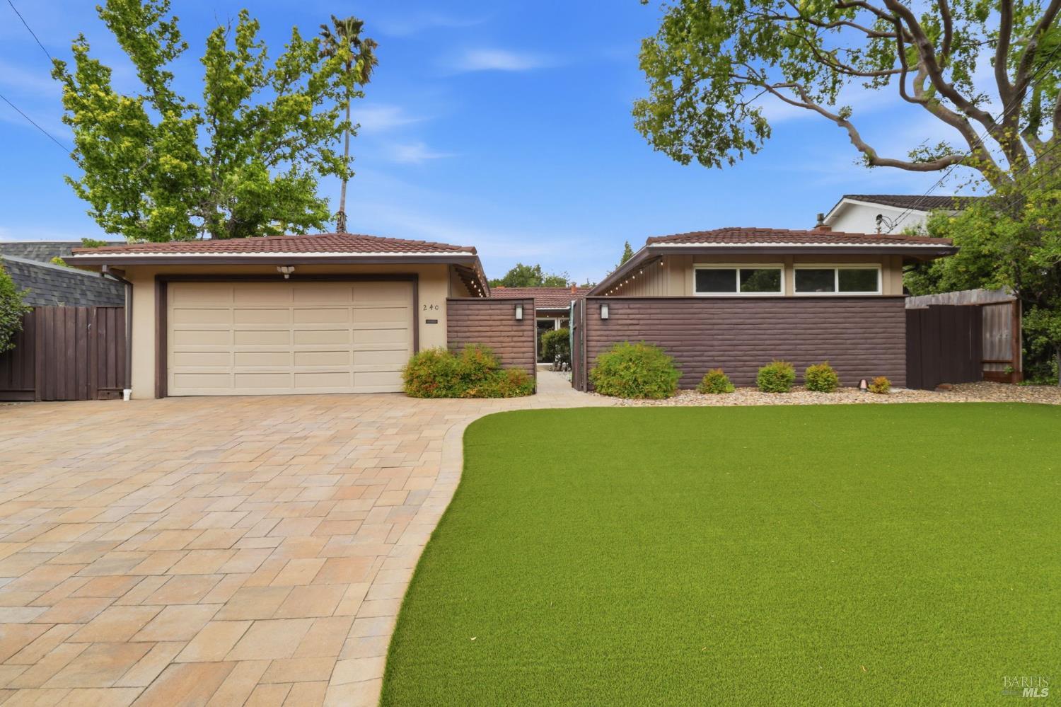 240 Marin Oaks Drive