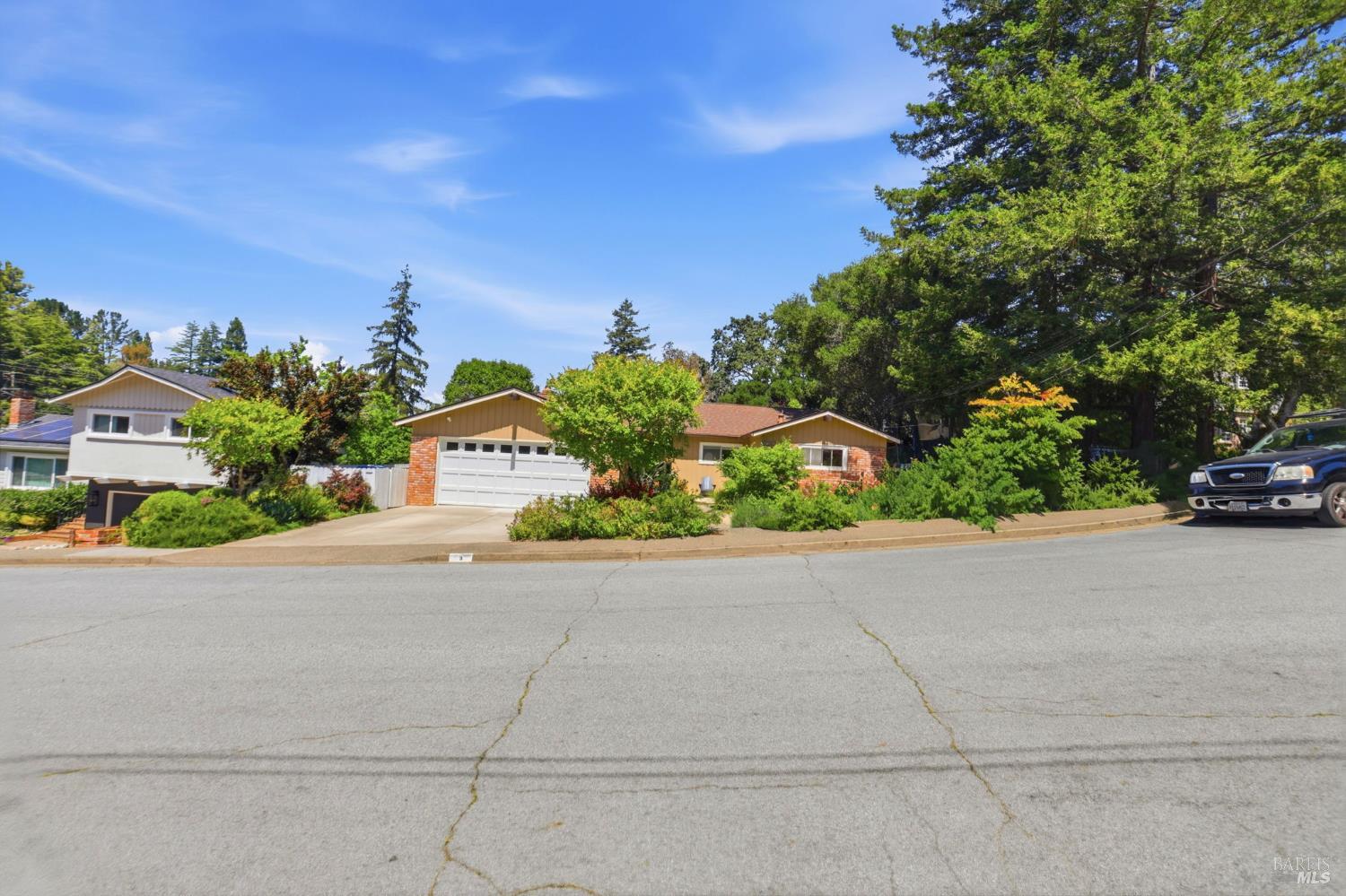 3 Tilden Drive