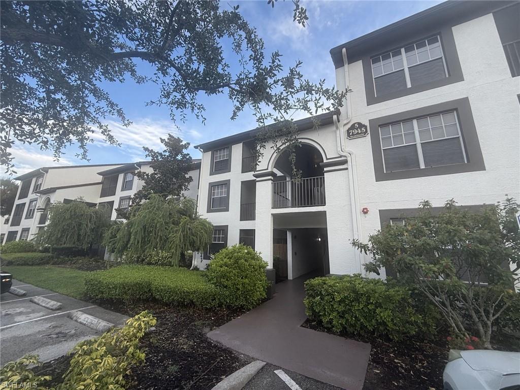 7945 Preserve CIR 523
