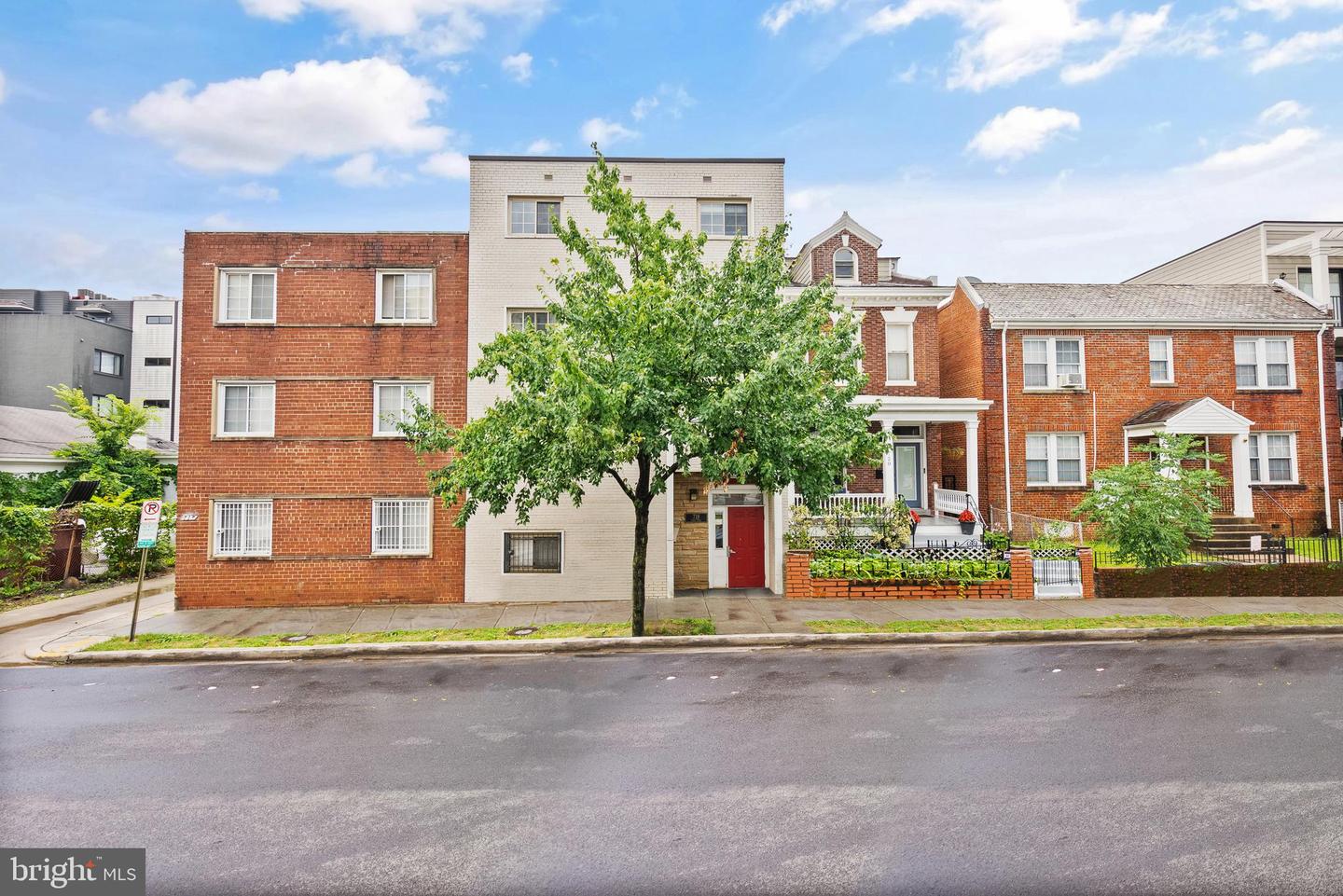 718 Park Rd NW #1