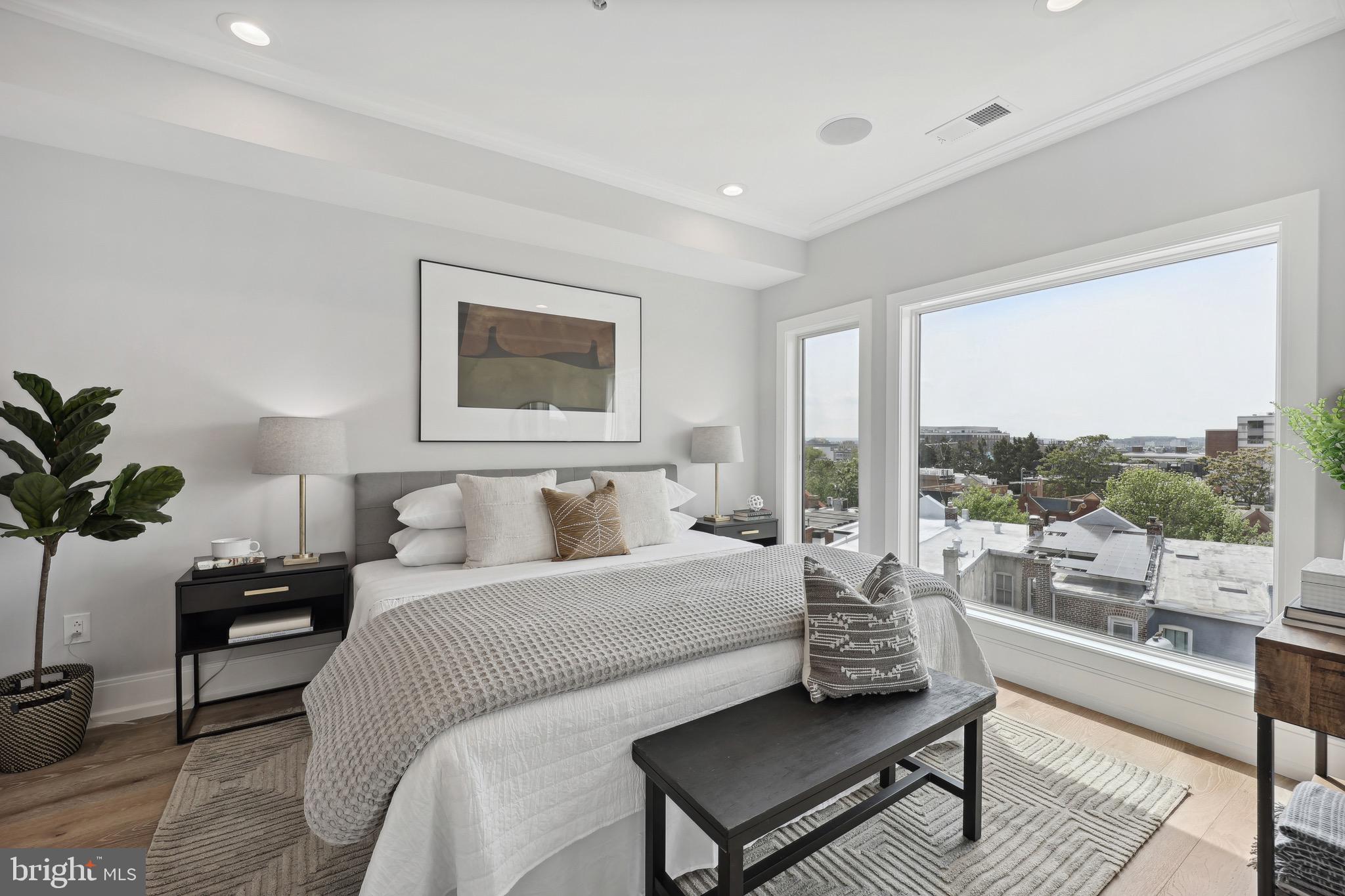 1320 Belmont St NW #301
