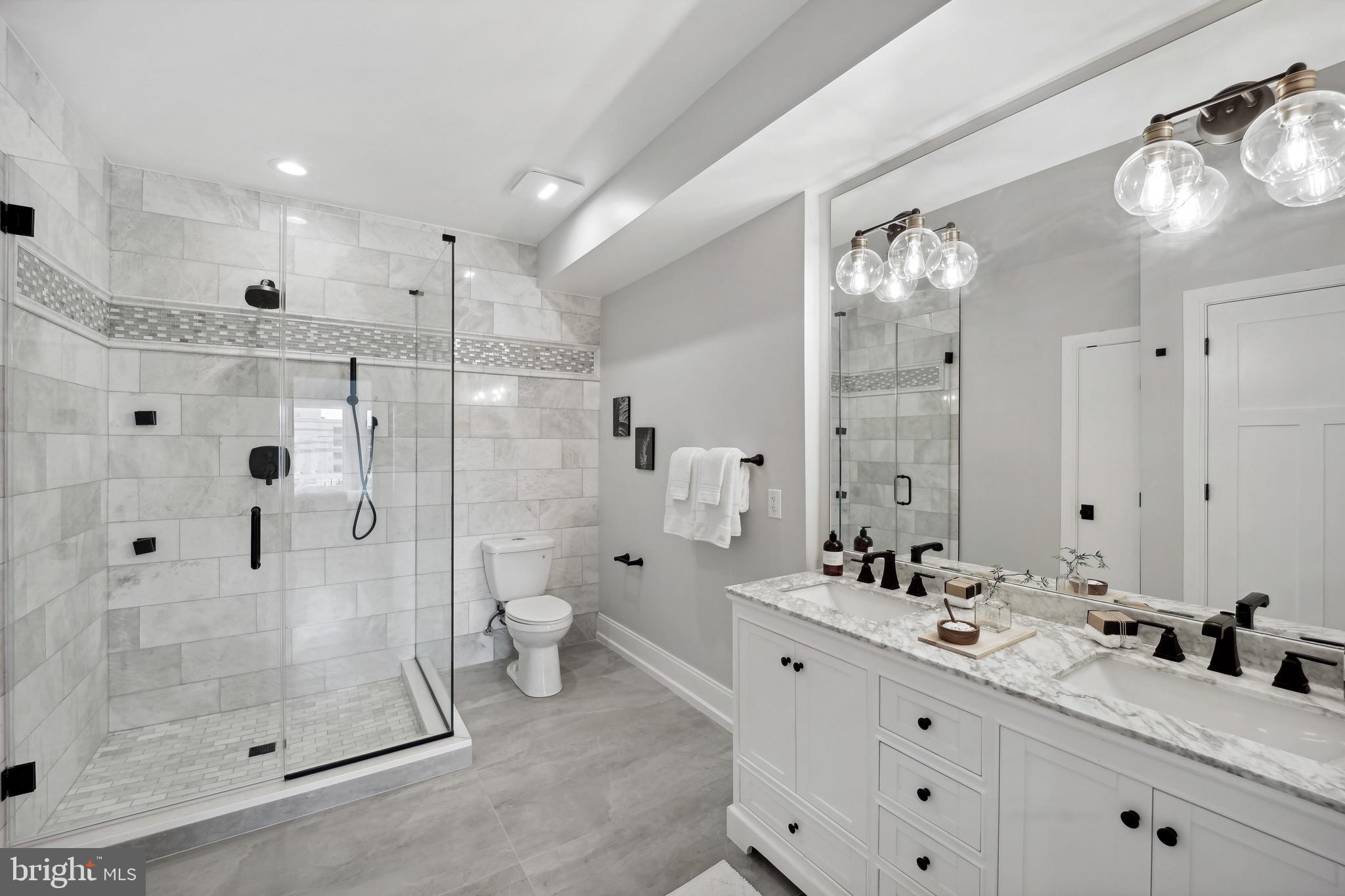 1320 Belmont St NW #301