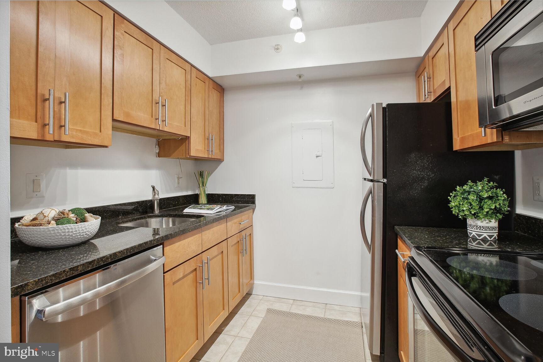 3401-3420 38th St NW #809