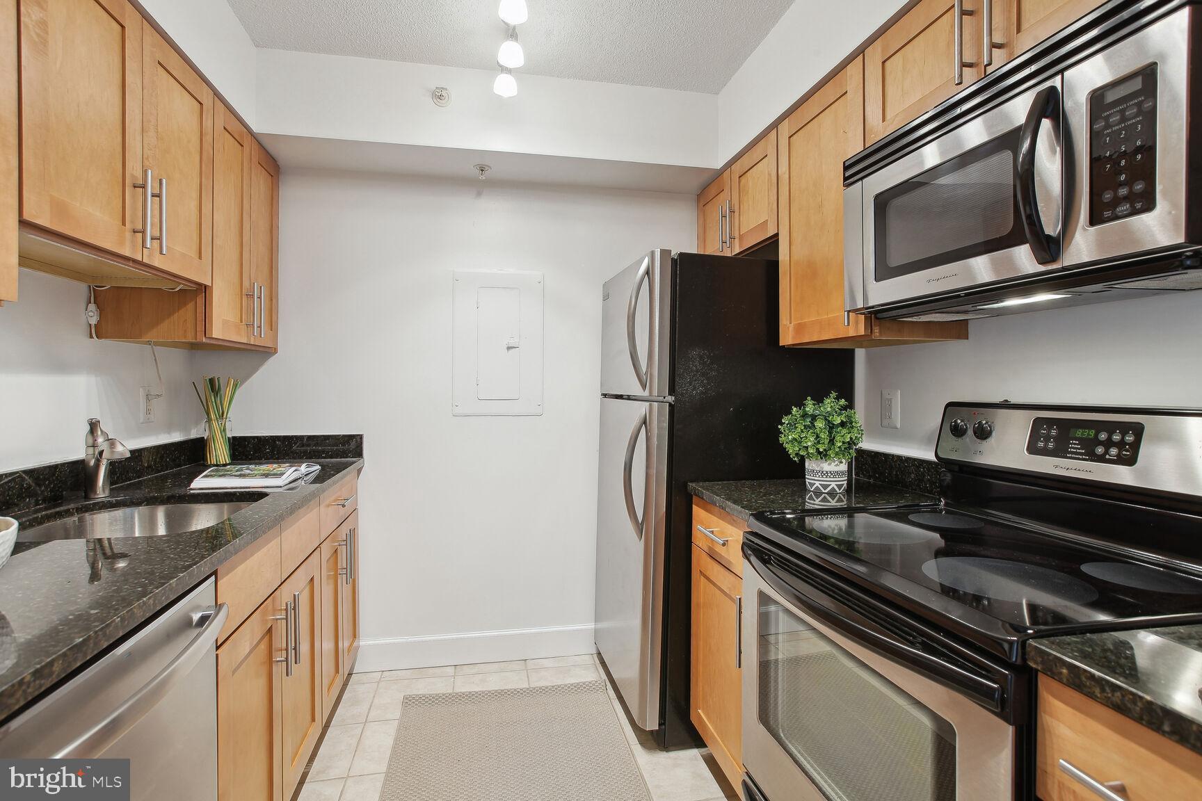 3401-3420 38th St NW #809