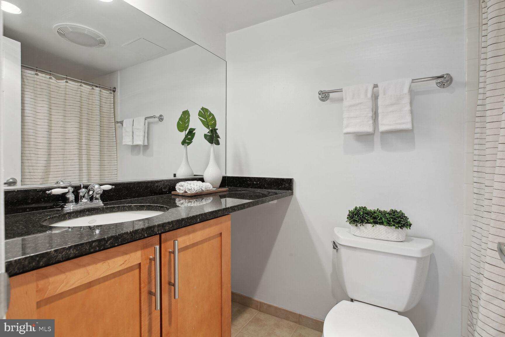 3401-3420 38th St NW #809