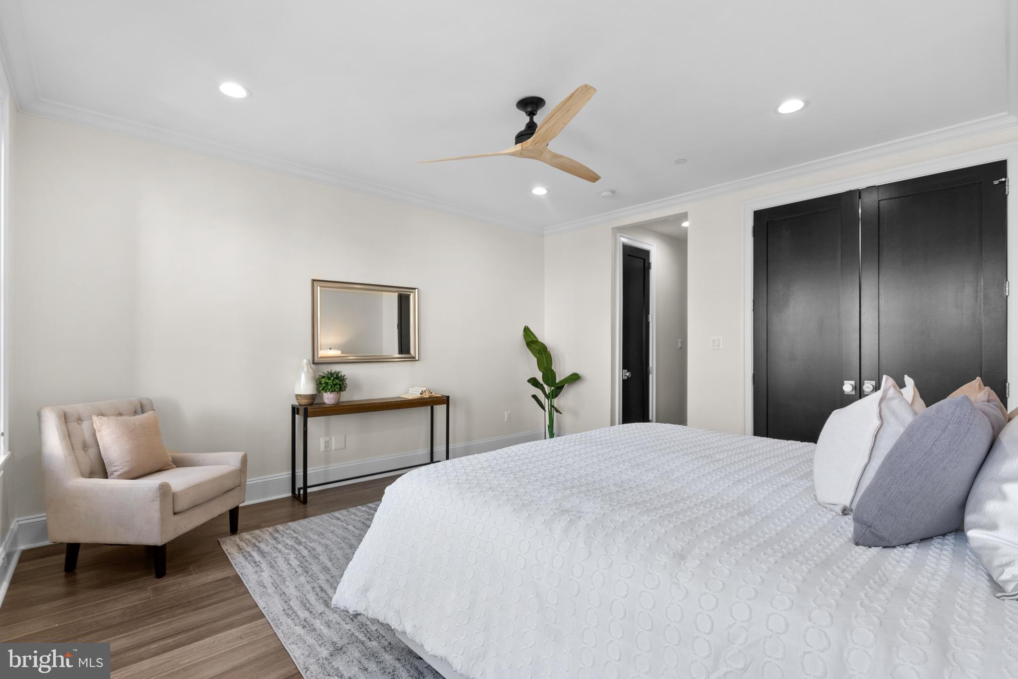 1338 Fairmont St NW #3