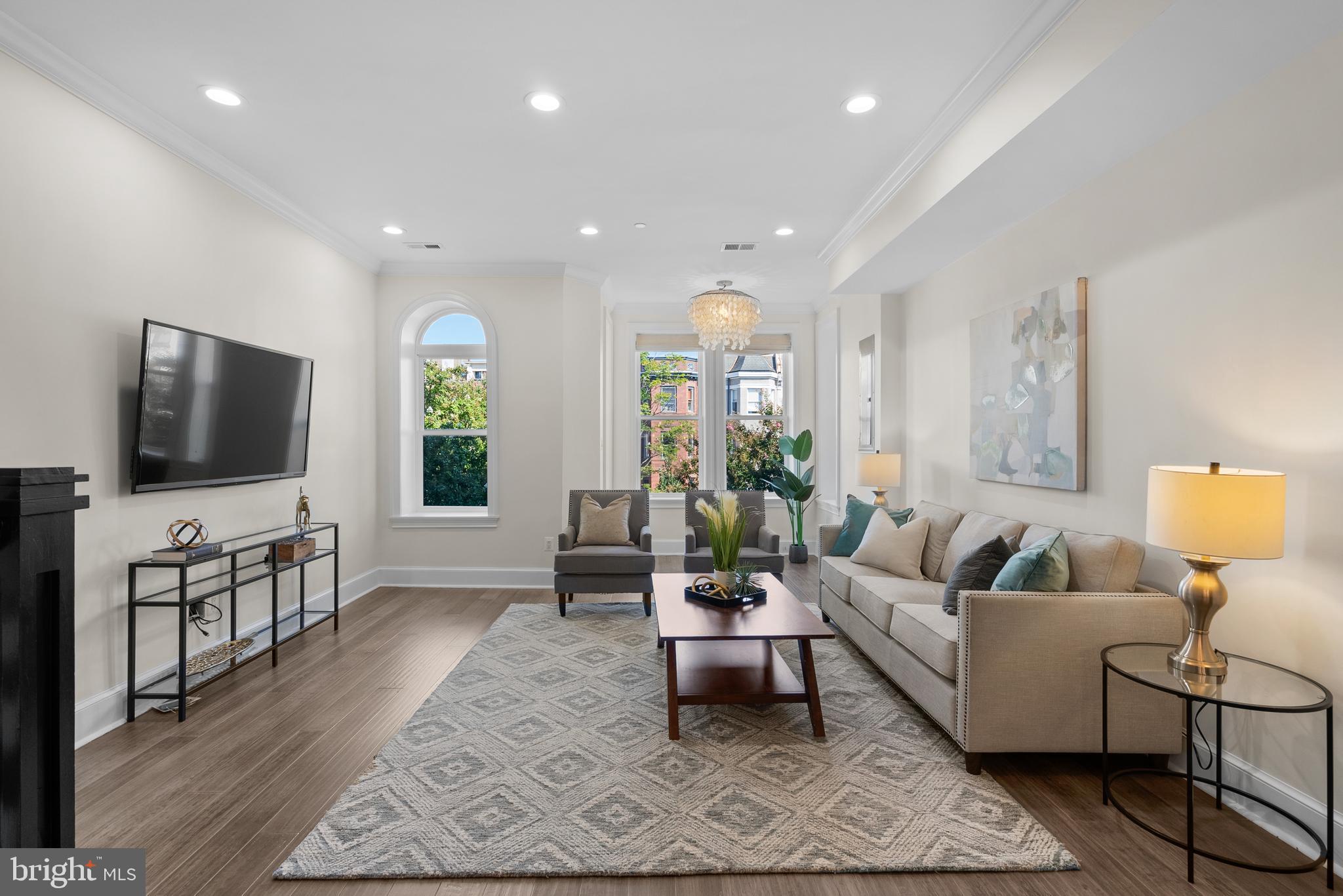 1338 Fairmont St NW #3