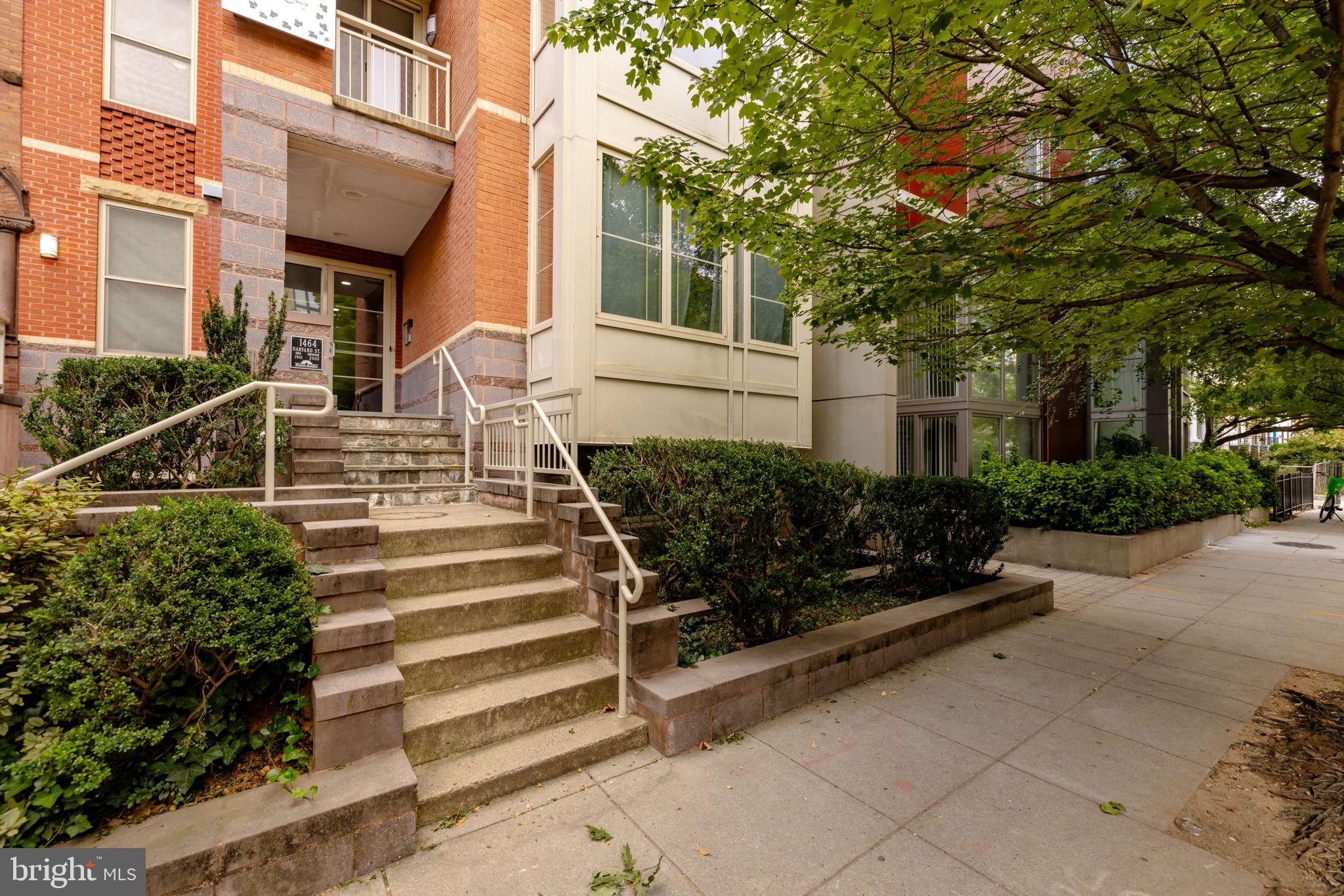 1464 Harvard St NW #8