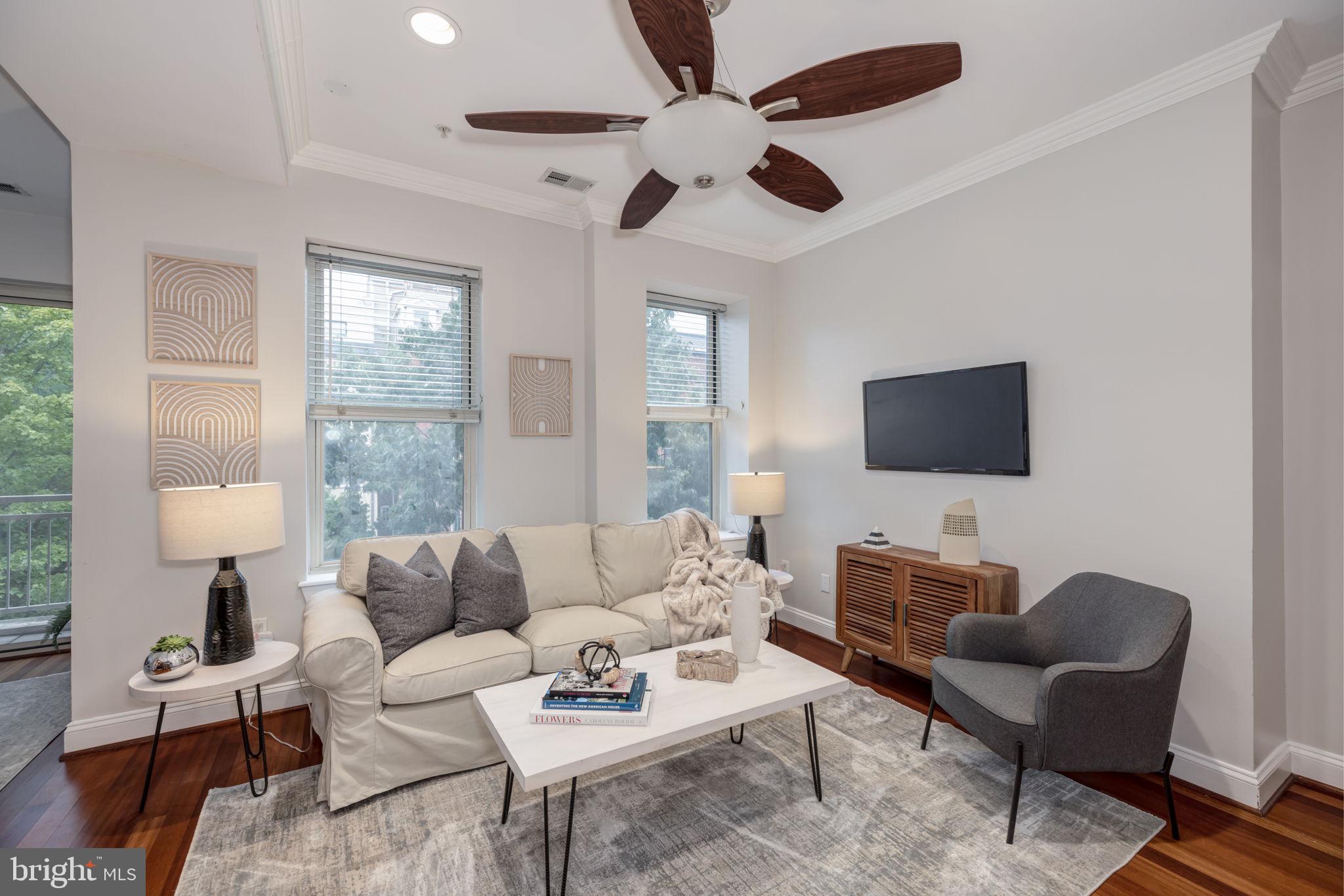 1464 Harvard St NW #8