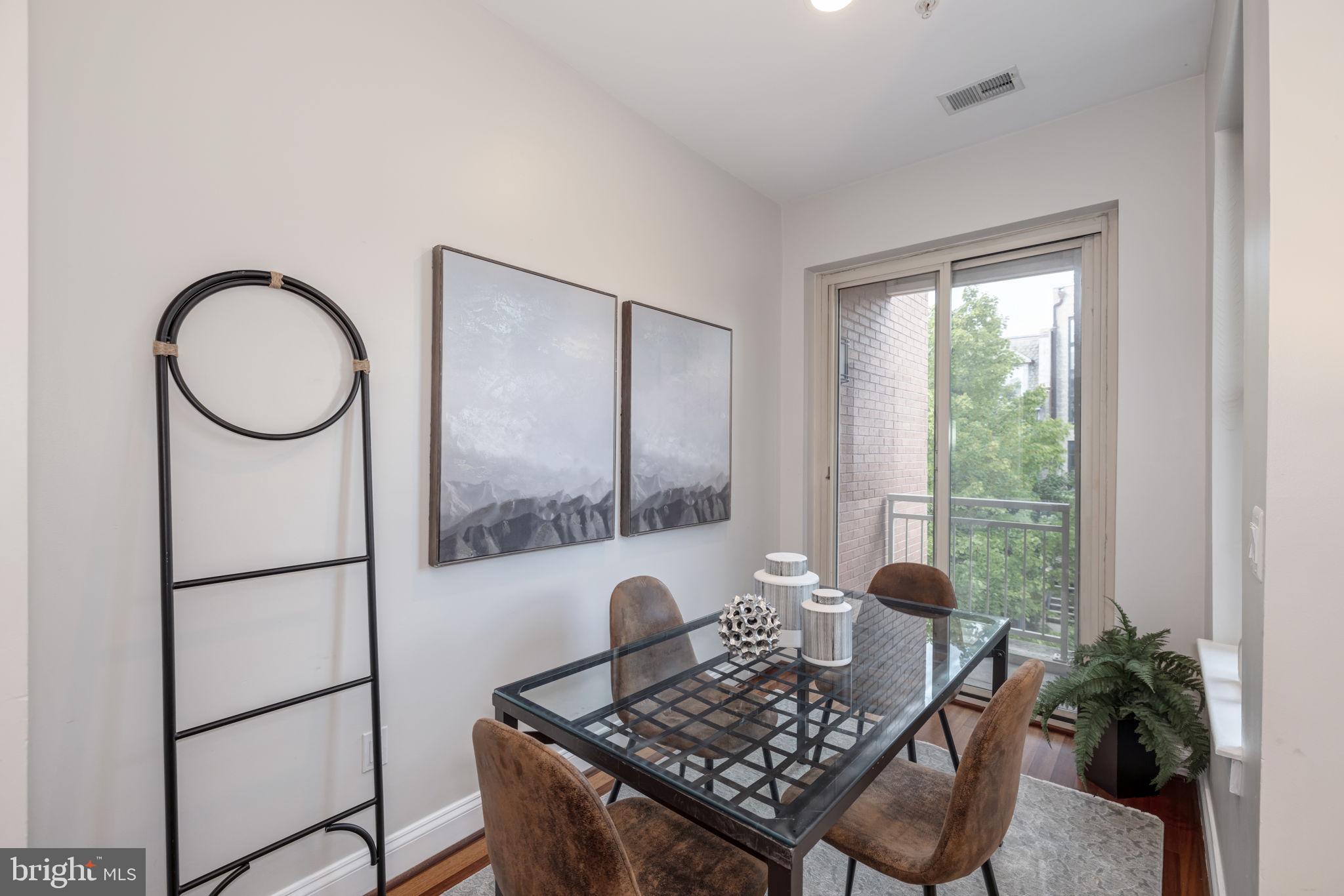 1464 Harvard St NW #8