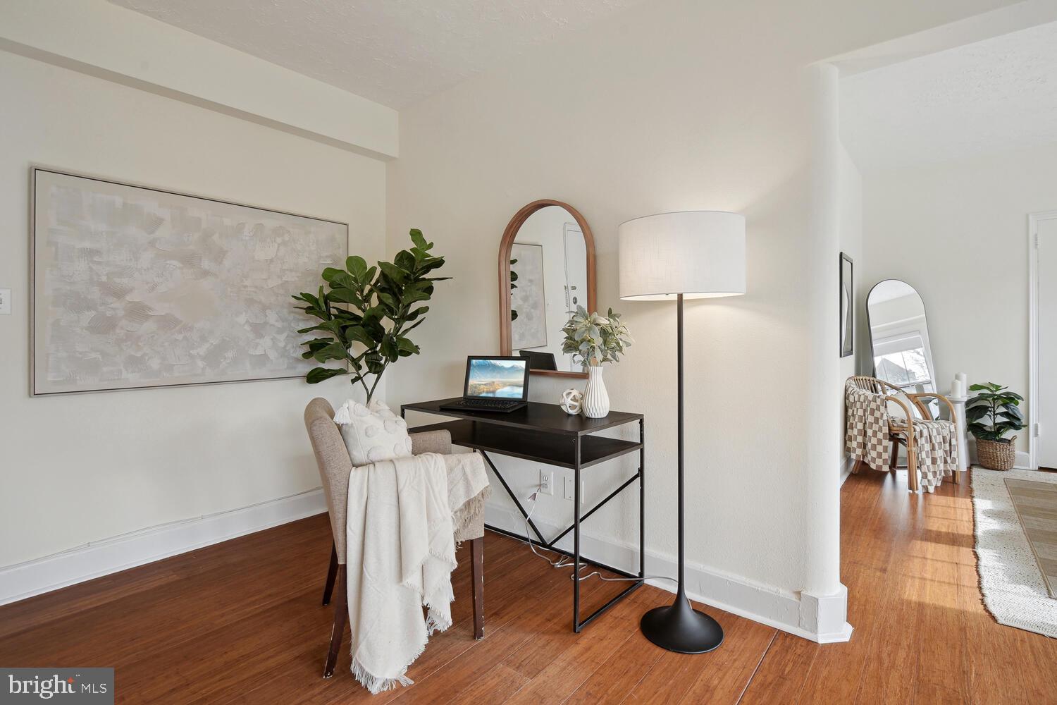 3901 Cathedral Ave NW #318