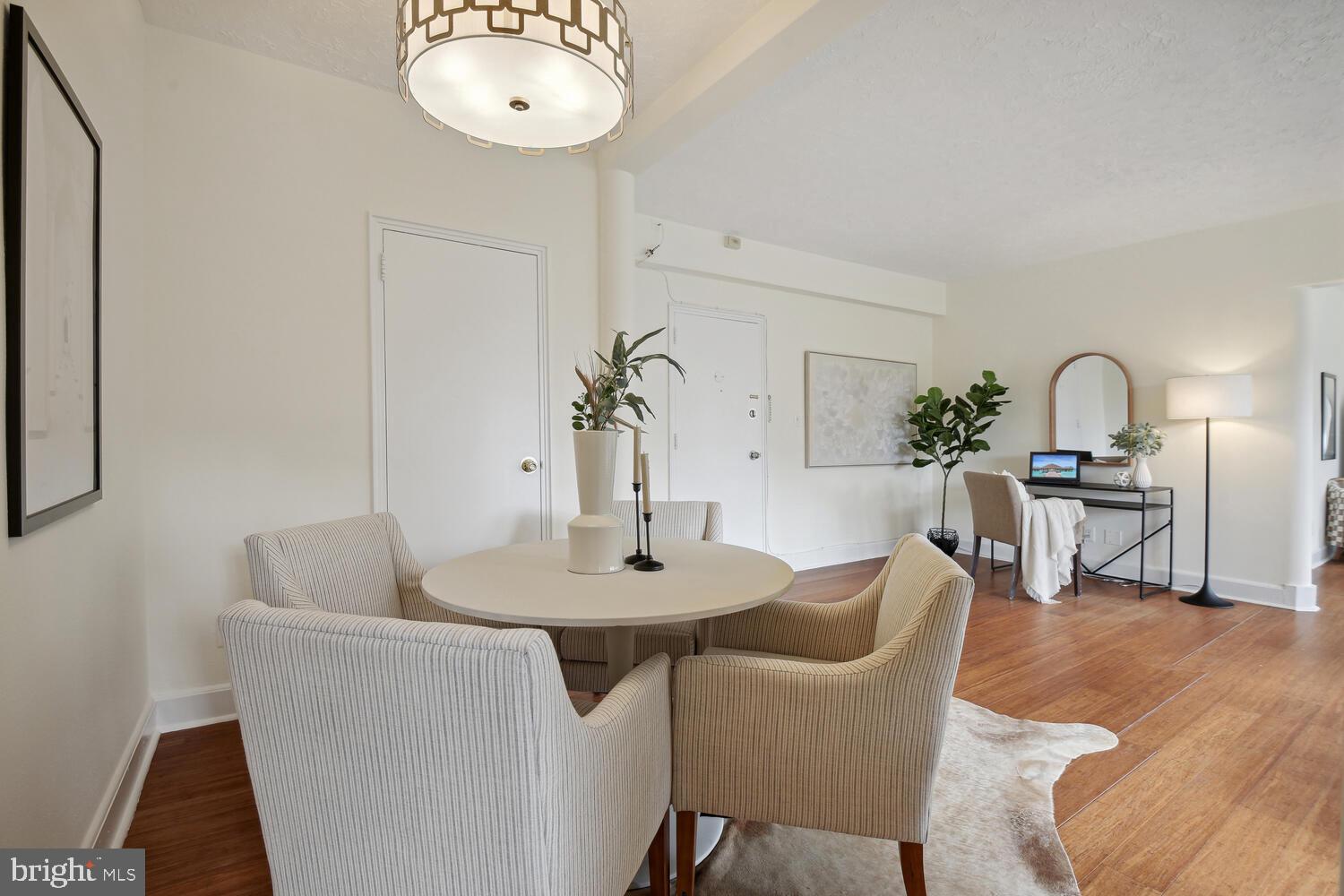 3901 Cathedral Ave NW #318