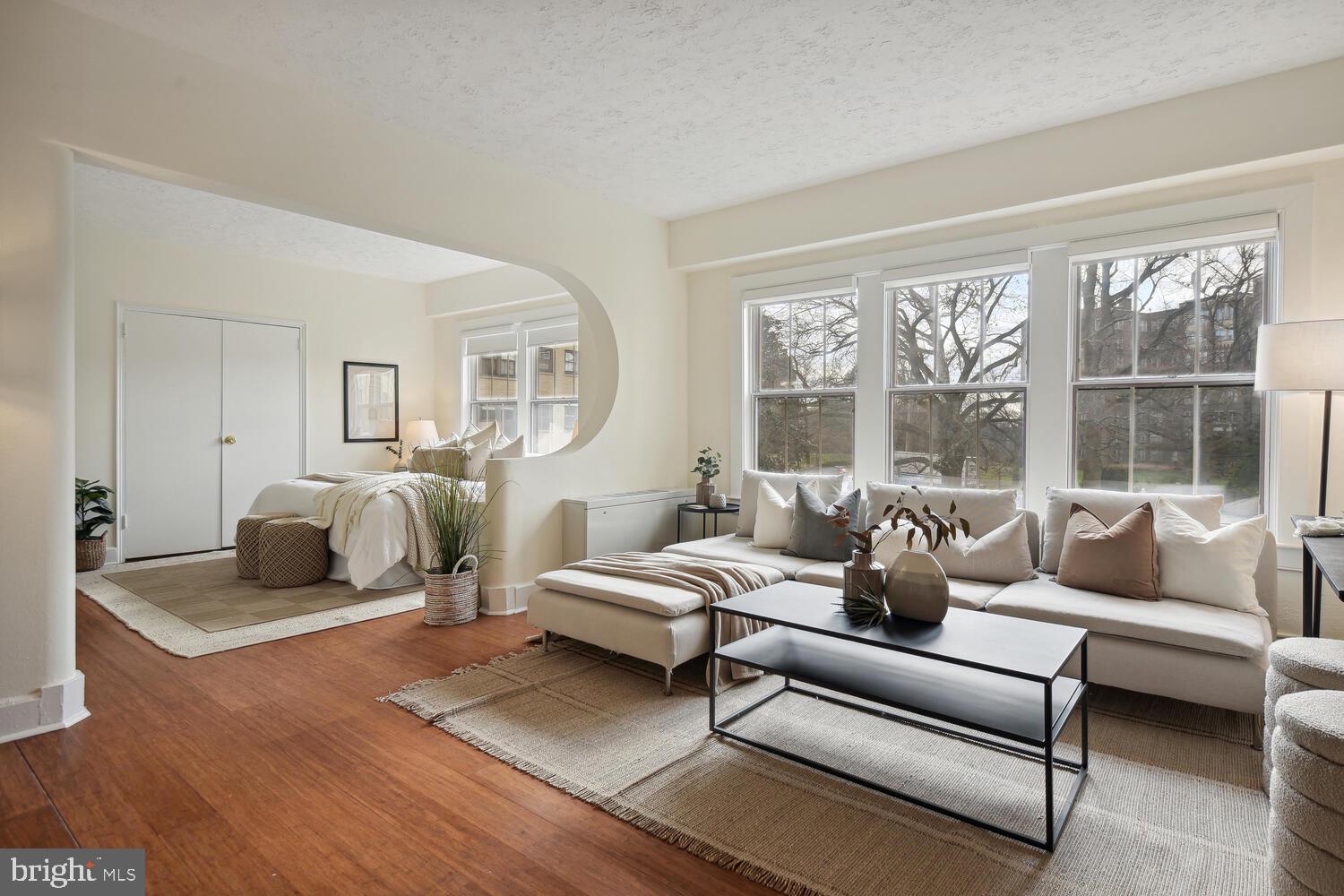 3901 Cathedral Ave NW #318