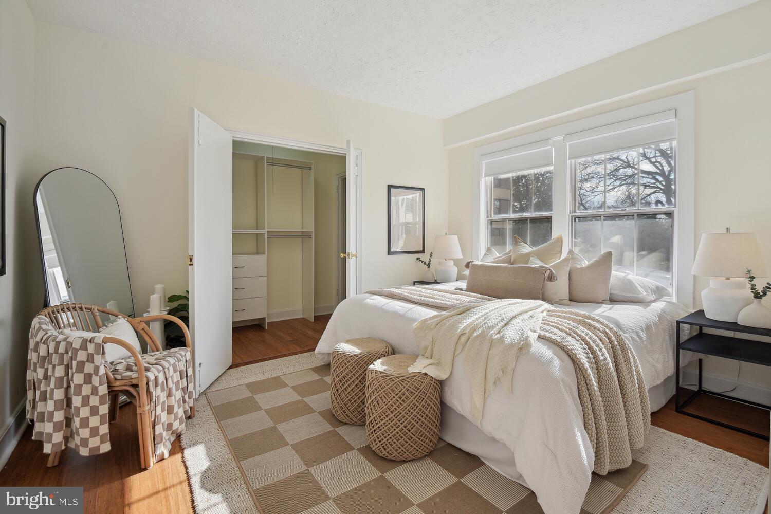 3901 Cathedral Ave NW #318